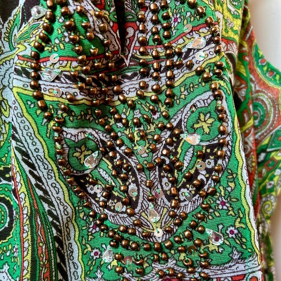 Beaded - Jewelled INC Gorgeous Paisley Print Sleeveless Blouse - Picture 5 of 6